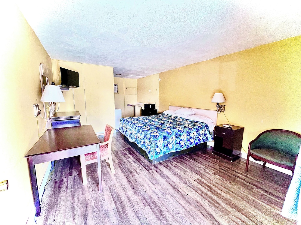 Tropic Motel - photo 17