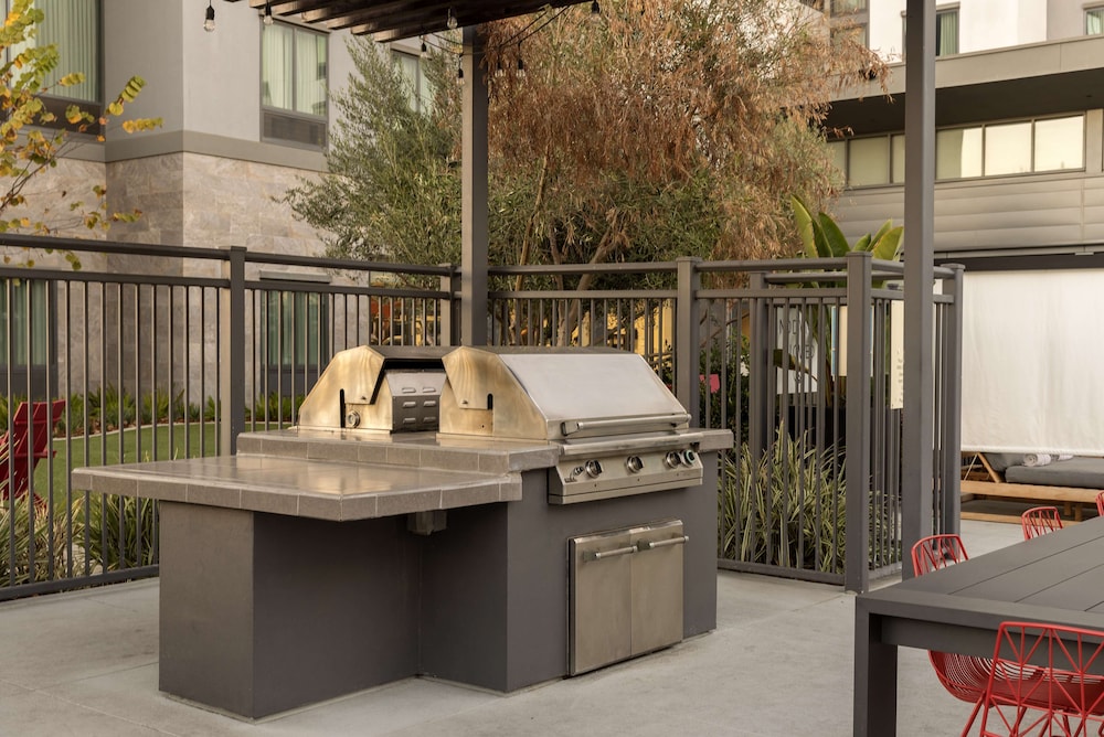 Homewood Suites by Hilton Long Beach Airport - photo 36