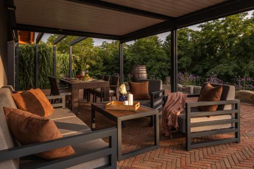 Wisienka 25 Dom z strefą spa i kinem — 4-Star Luxury Hotel in Nowy Sacz, Poland