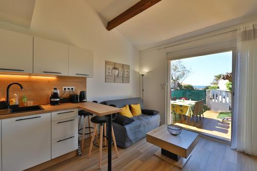 Chez Marie Thé in Sausset-Les-Pins, France