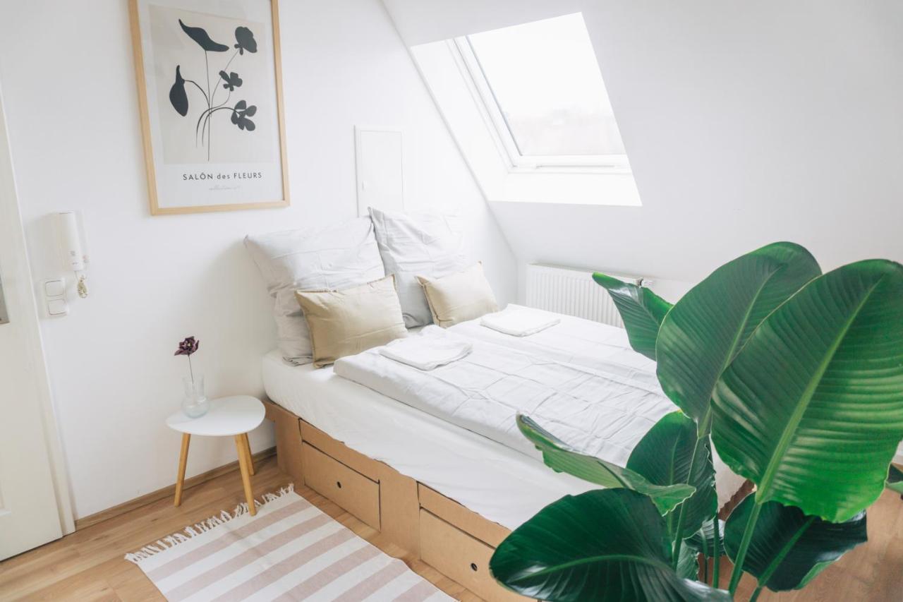 Raum Life Refugium Uber Dacher — Straubing