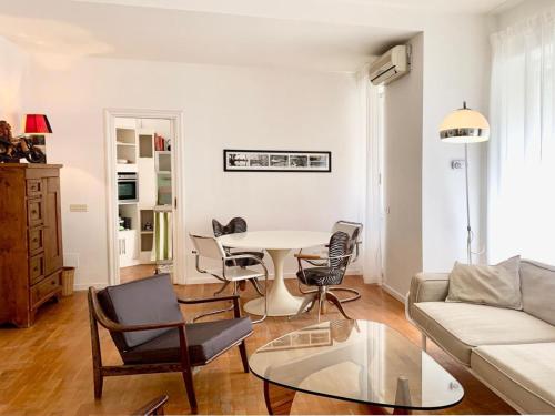 Romeasyoulike Trastevere Experience 20 — 4-Star Luxury Hotel in Rome, Italy