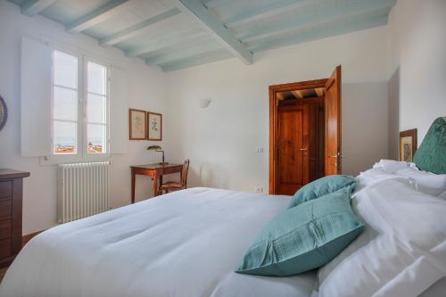 Maggio In Florence — 4-Star Luxury Hotel in Florence, Italy