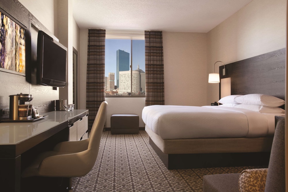 DoubleTree by Hilton Boston Downtown - photo 15