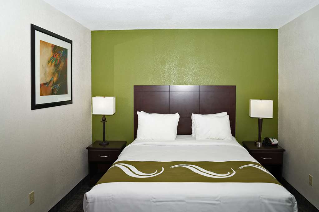 Quality Inn Seymour I 65 - photo 14