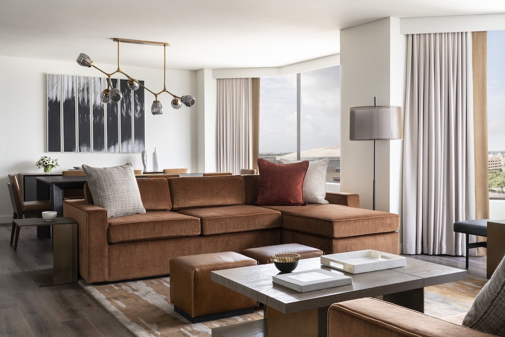 Four Seasons Hotel Houston - photo 6