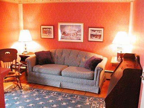 West Dover Inn - photo 9