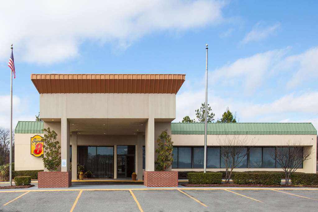 Super 8 by Wyndham Atoka - photo 2