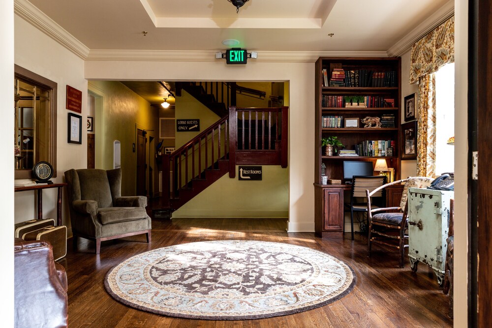 Historic Tapoco Lodge - photo 4