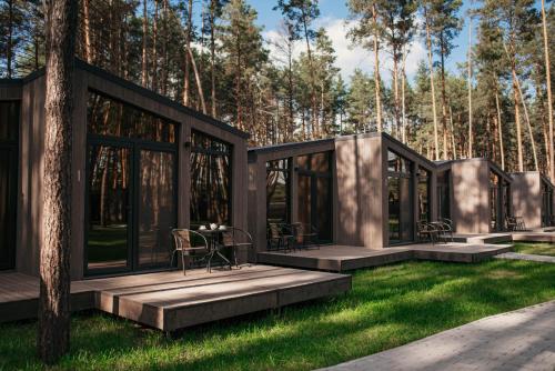 Sosnovel in Dymer, Ukraine