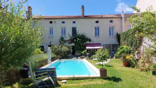 La Gueriniere la Moulidart — hotel in Chateauneuf-Sur-Charente