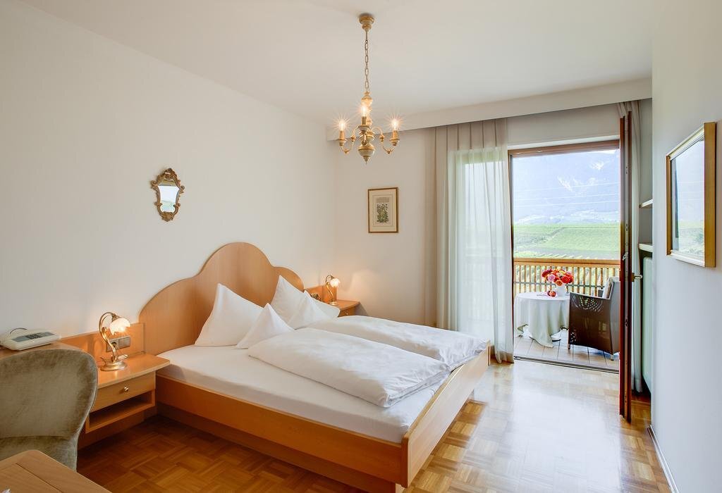 Hotel Girlanerhof — hotel near Bolzano Airport