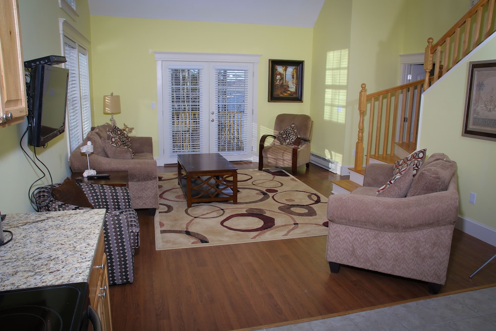 Sheepscot Harbour Village Resort - photo 187