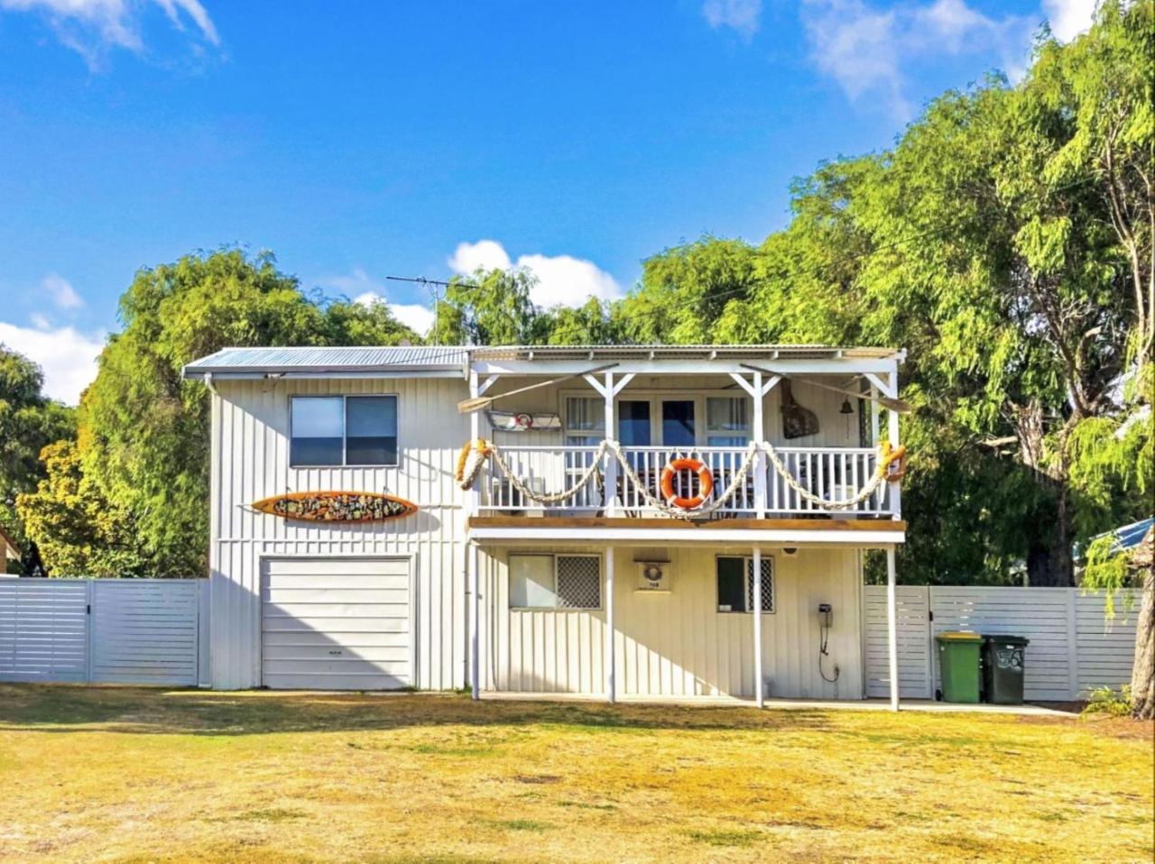 Abbey Beachviews with WiFi — hotel in Vasse