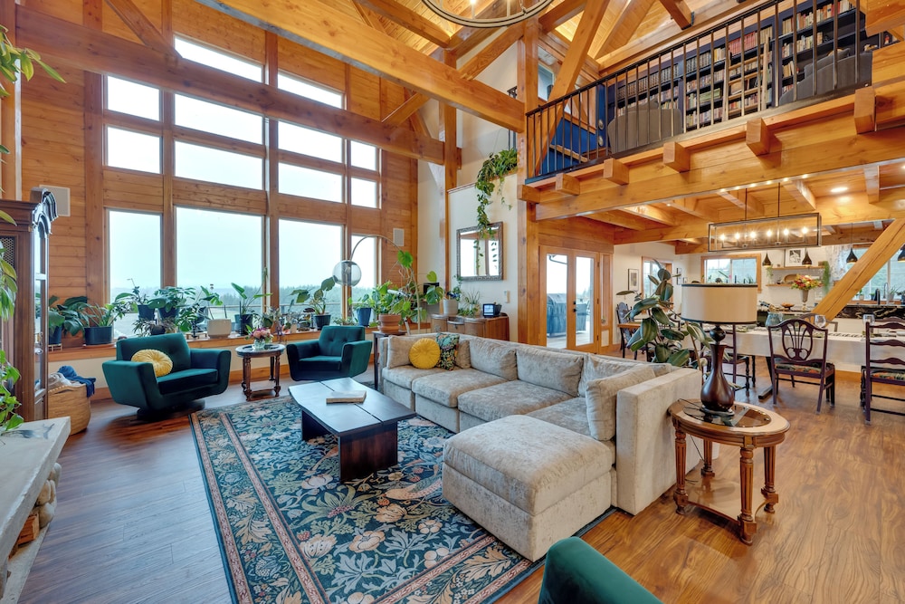 Big Groups Welcome Mtn View Onalaska Estate — Onalaska