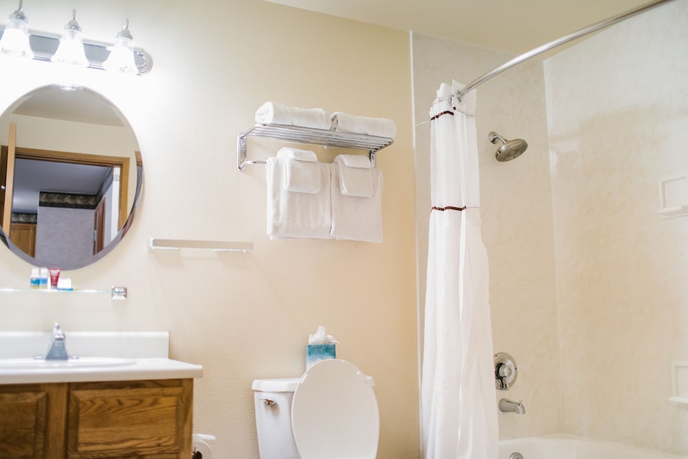 Friday Harbor Suites - photo 32