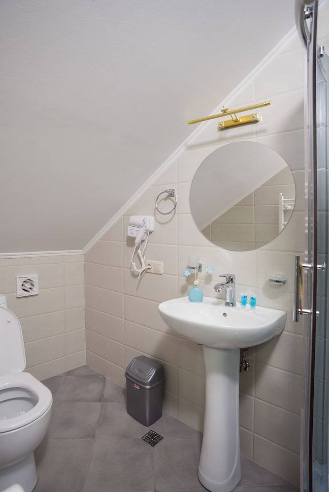 Hotel 9 rooms - last minute hotel in Tbilisi