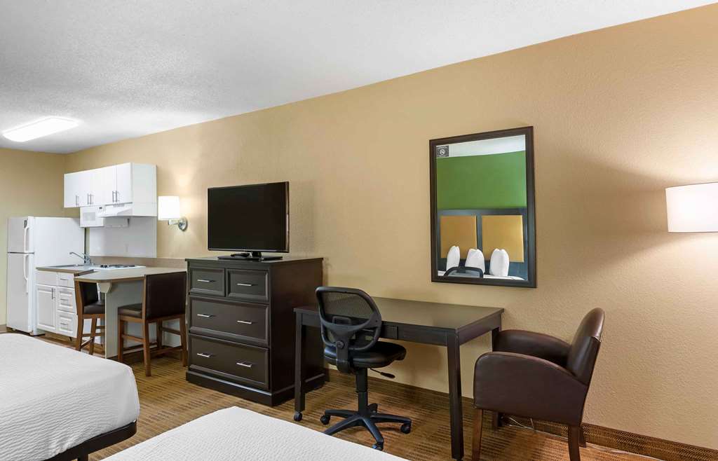 Extended Stay America Suites North Chesterfield Arboretum - photo 19
