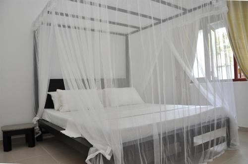 Harris Villa — 4-Star Luxury Hotel in Hikkaduwa, Sri Lanka