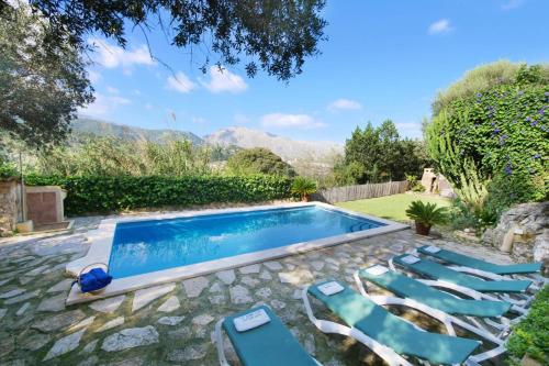 Can Moragues — Pollenca