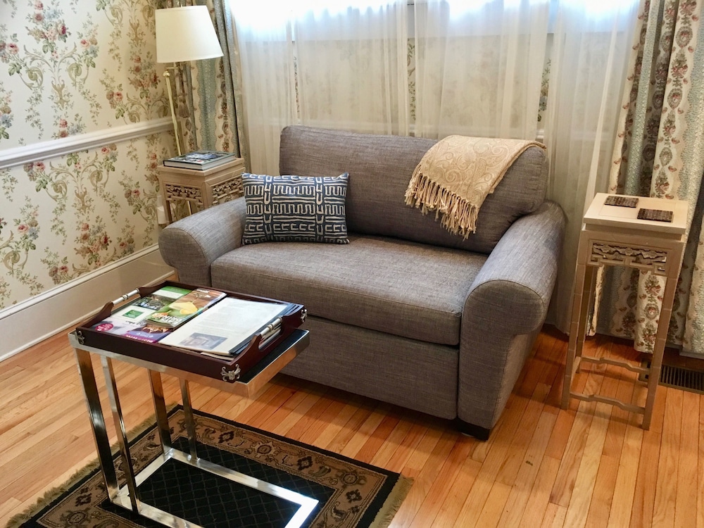 Abbington Green Bed & Breakfast Inn - photo 39