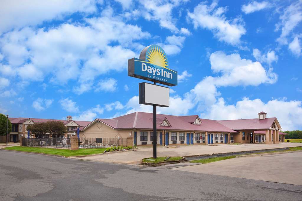 Days Inn by Wyndham Lonoke - featured photo