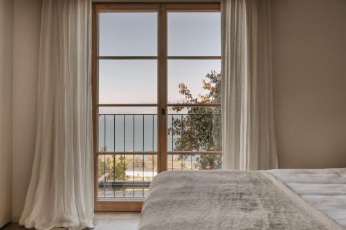 Borgo Tre Lake Garda — 4-Star Luxury Hotel in Torri Del Benaco, Italy