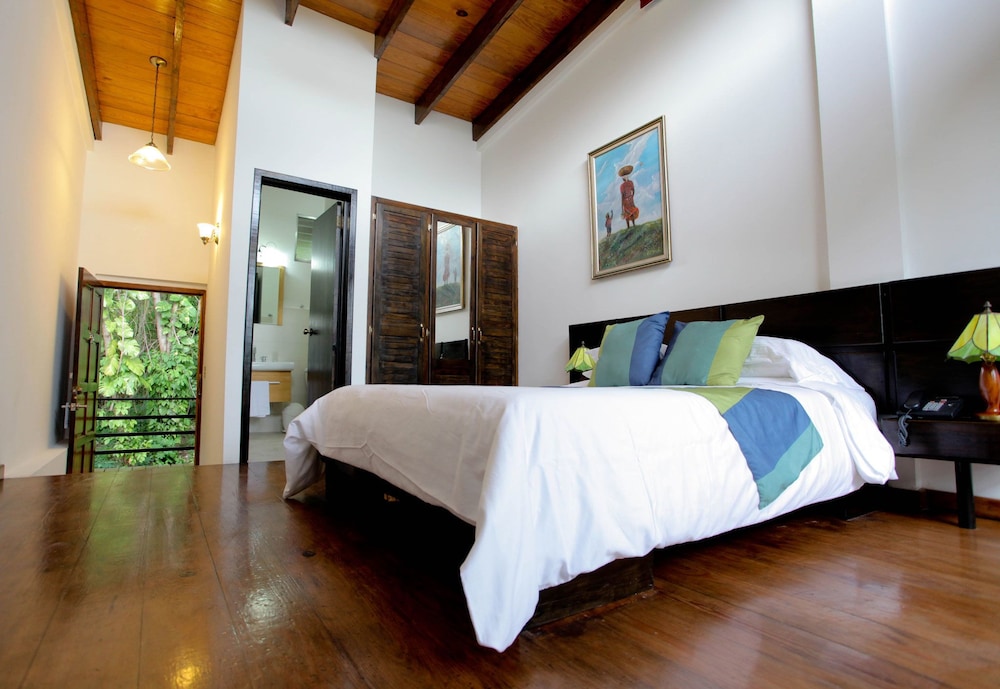 La Reserve Hotel in Petionville, Haiti