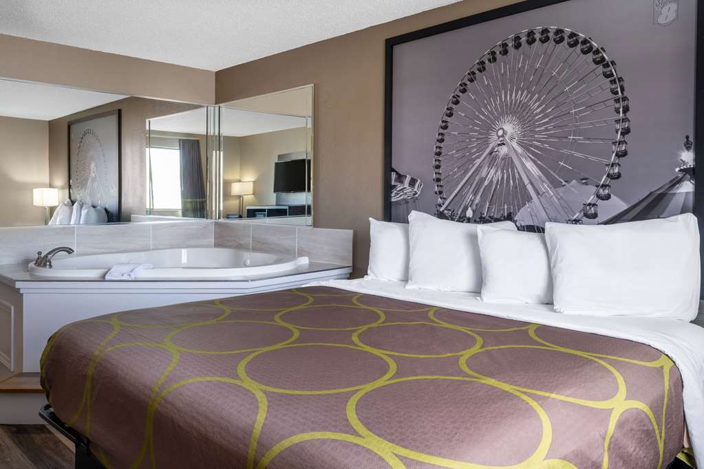 Super 8 by Wyndham Merrillville - photo 33