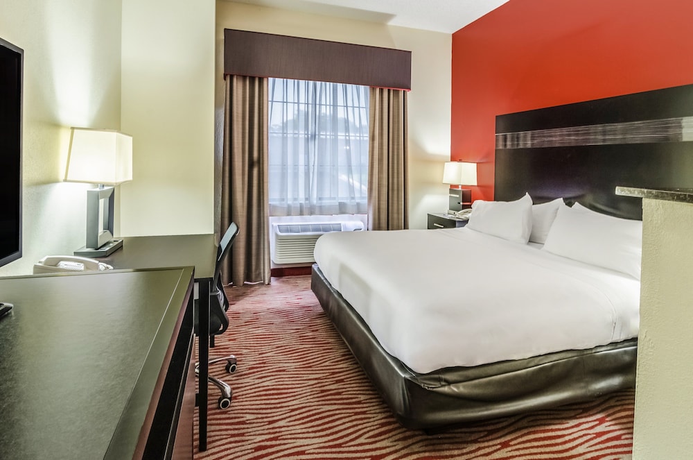 Holiday Inn Express & Suites Vinita by IHG - photo 11
