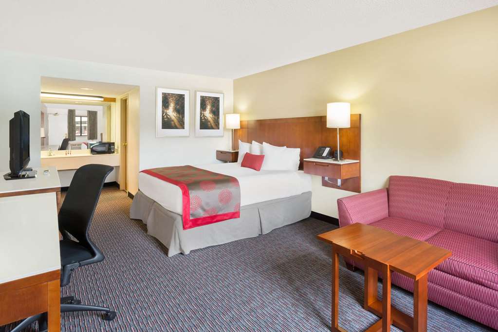 Ramada by Wyndham Cedar City - photo 35
