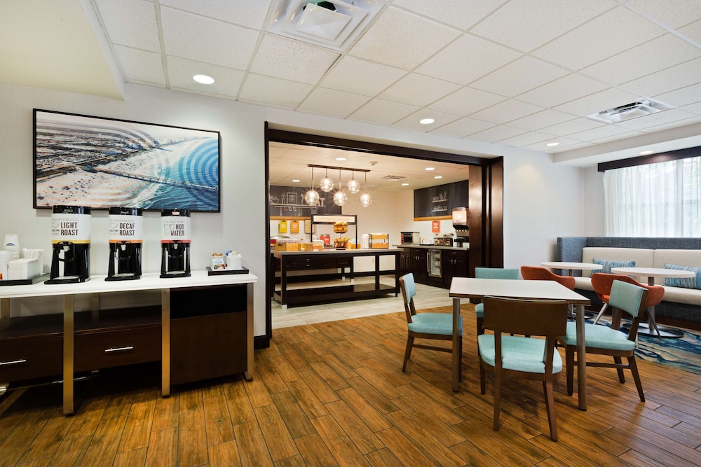 Hampton Inn Jacksonville I 295 East Baymeadows - photo 35