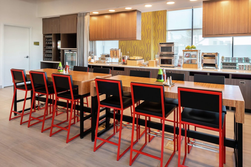 Home2 Suites by Hilton Columbia Downtown - photo 21