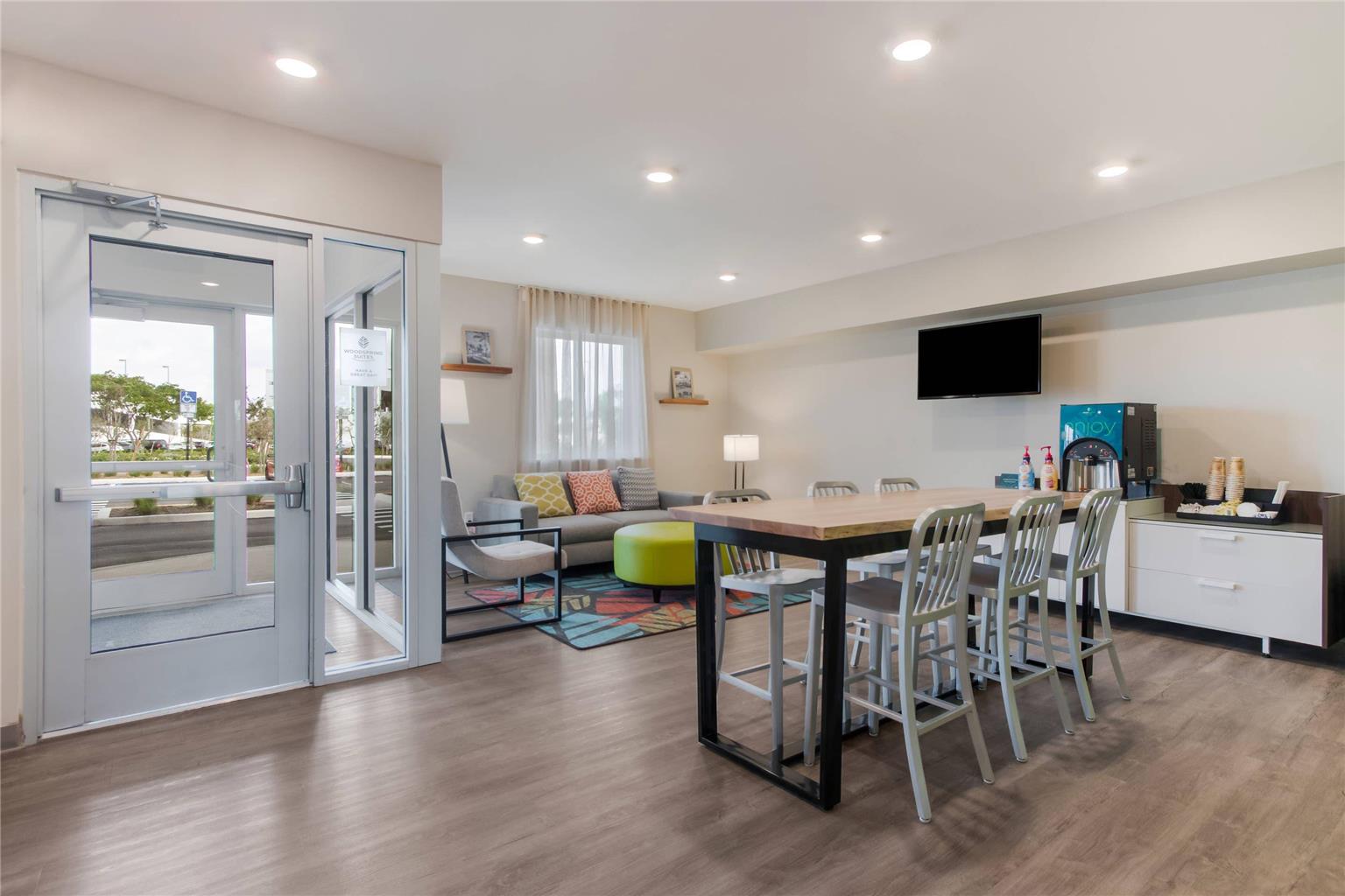WoodSpring Suites Tamarac - photo 7