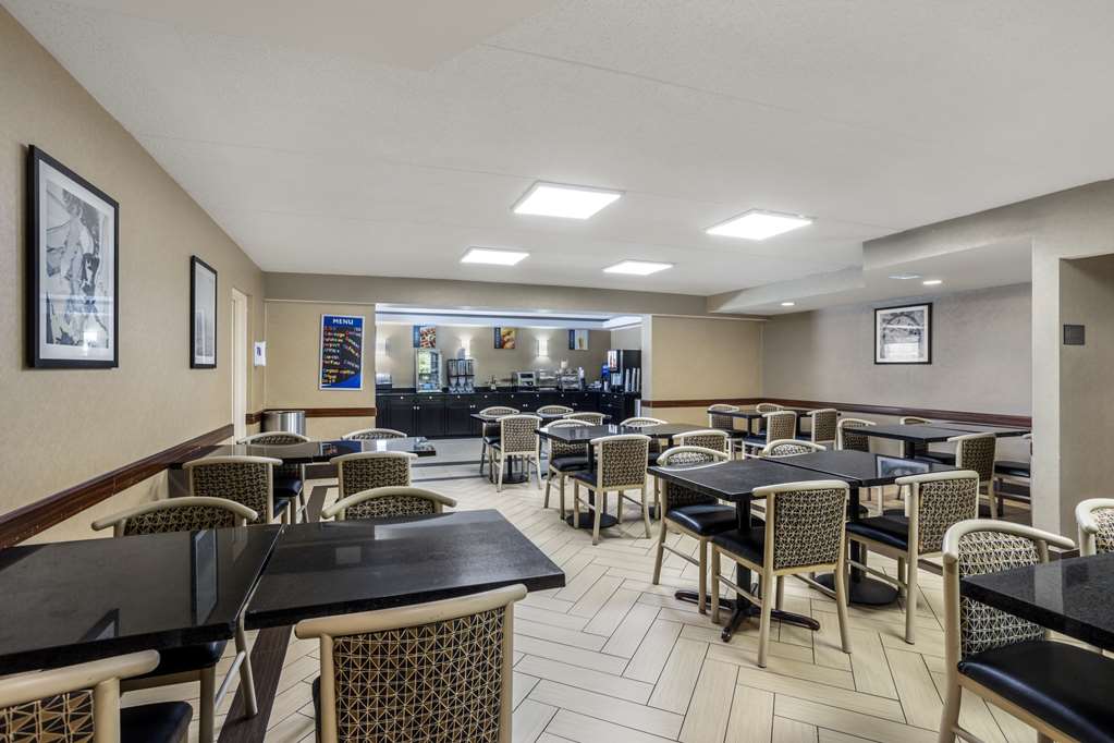 Best Western Harrisburg North Hotel - photo 5