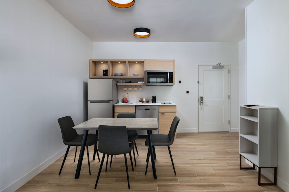 Woodland Suites - photo 7