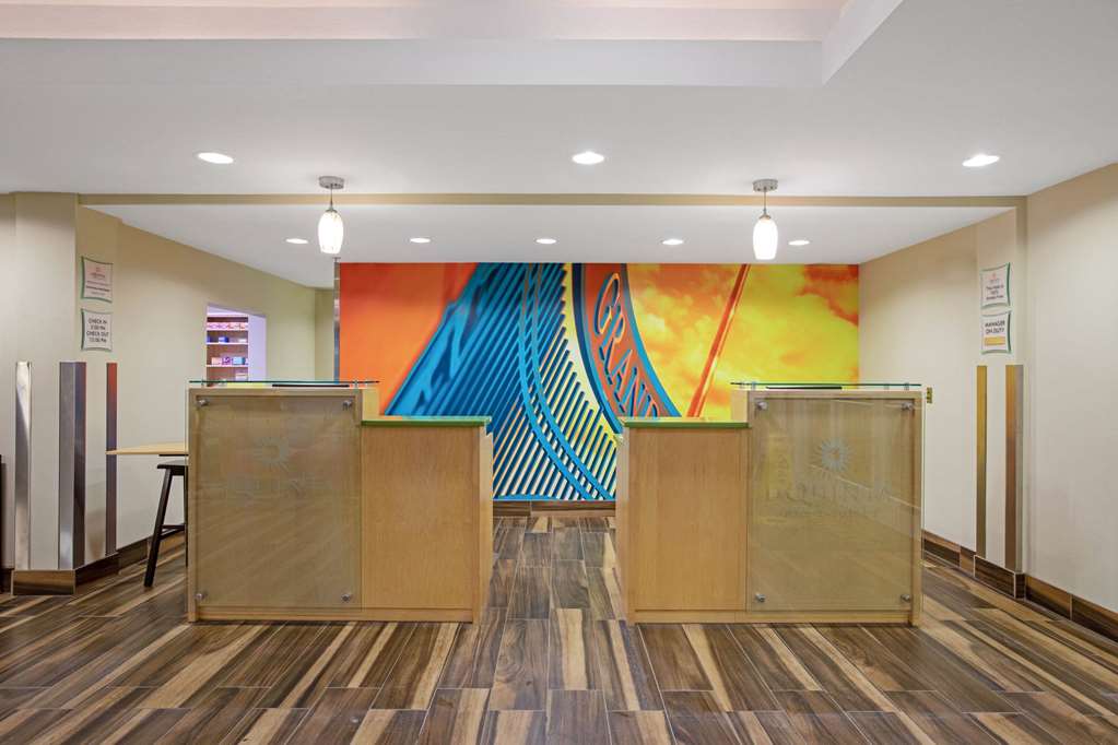 La Quinta Inn & Suites by Wyndham Grand Forks - photo 6