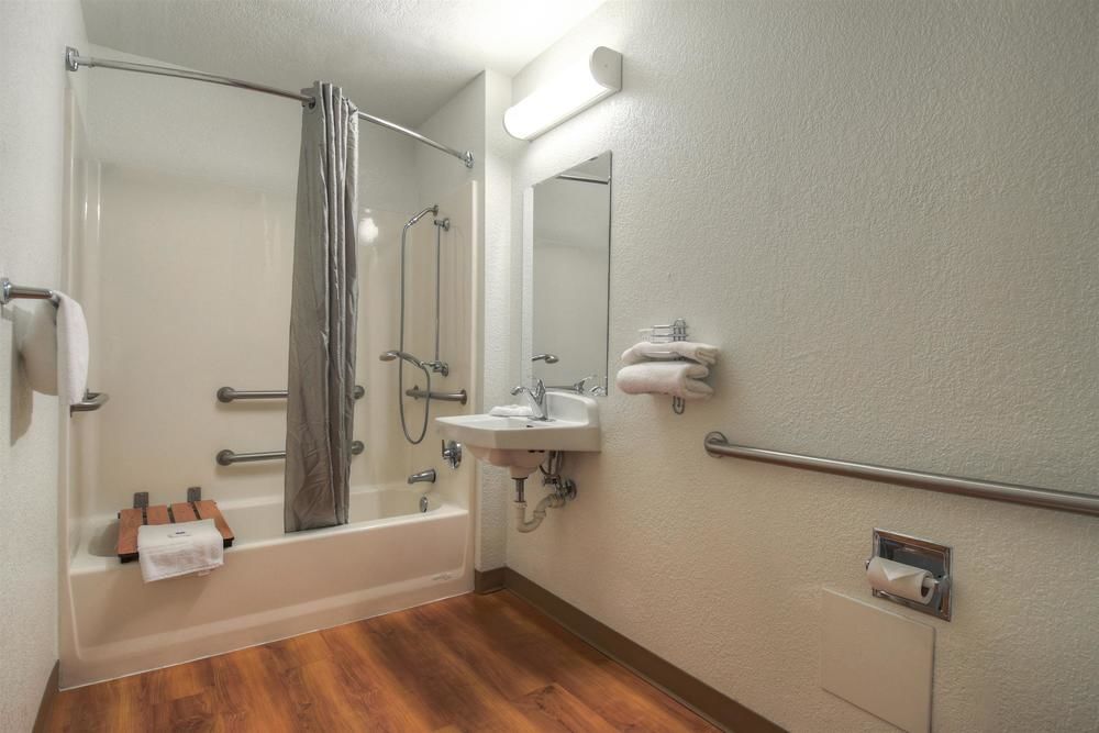Motel 6 Los Angeles Baldwin Park - photo 15
