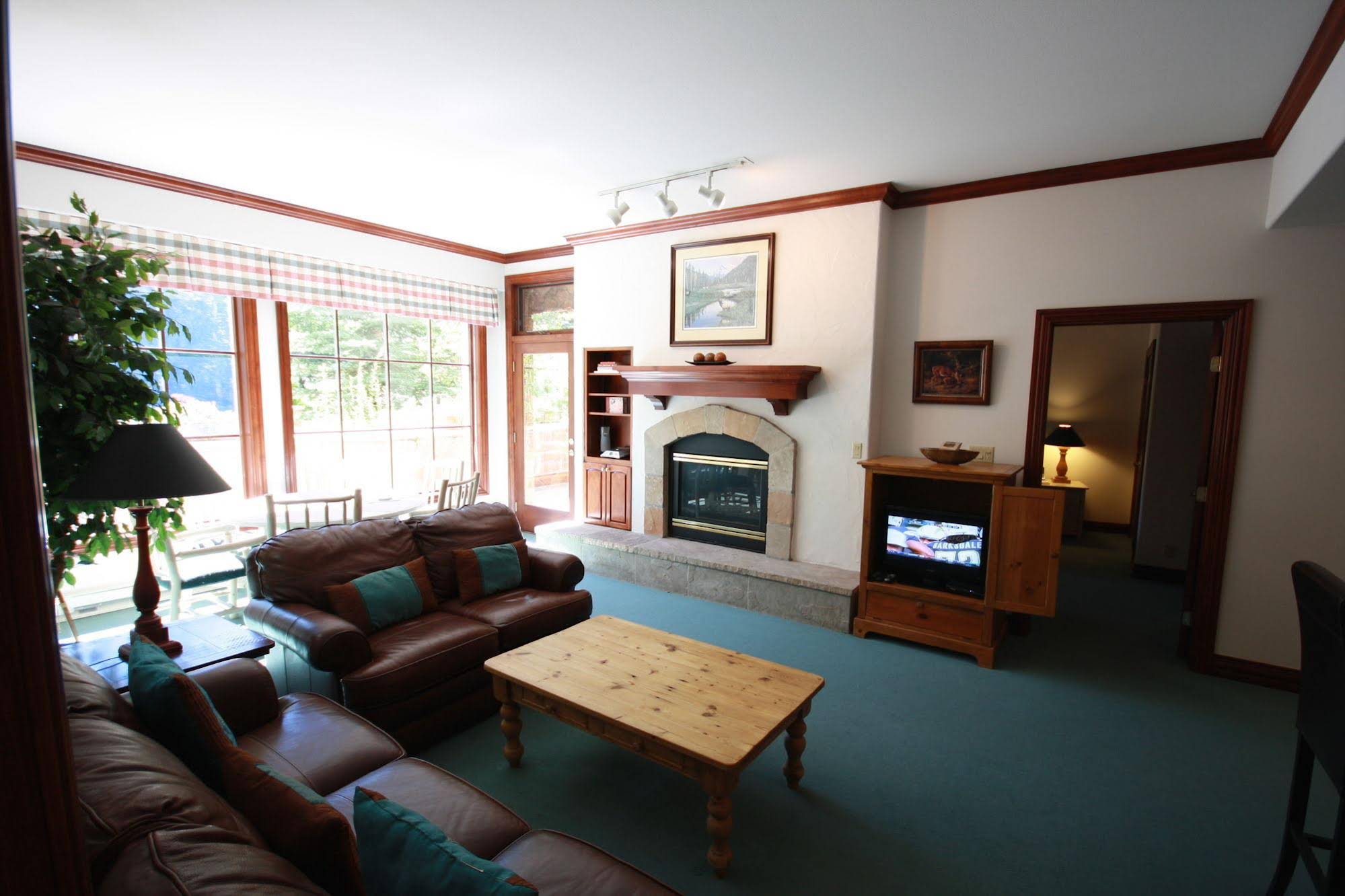 Snowberry by Elevation Accommodations - photo 36