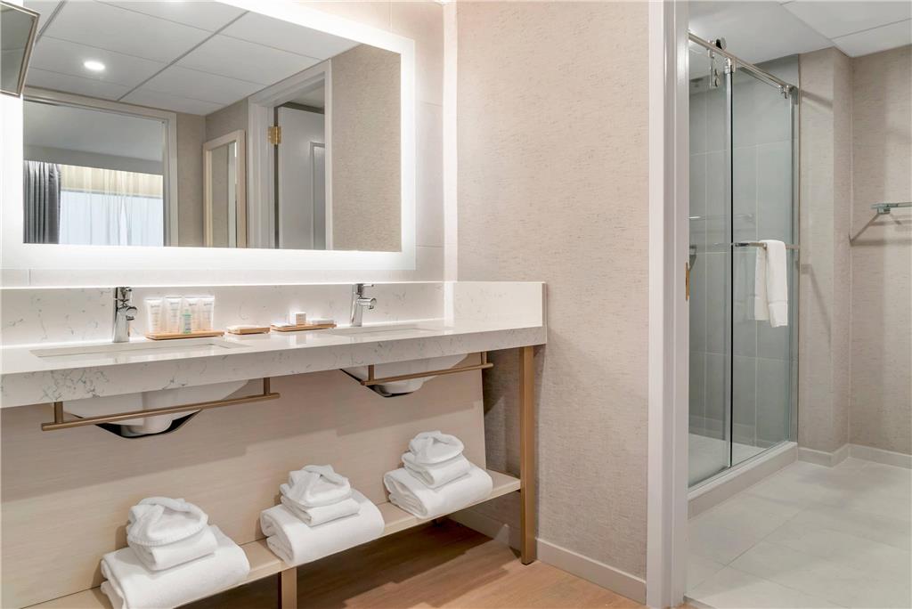 Radisson Plaza Hotel at Kalamazoo Center - photo 47