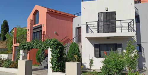 Casa Luminosa Guesthouse — 4-Star Luxury Hotel in Lixouri, Greece