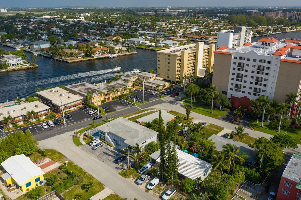 Pompano Suites by the Beach - photo 69