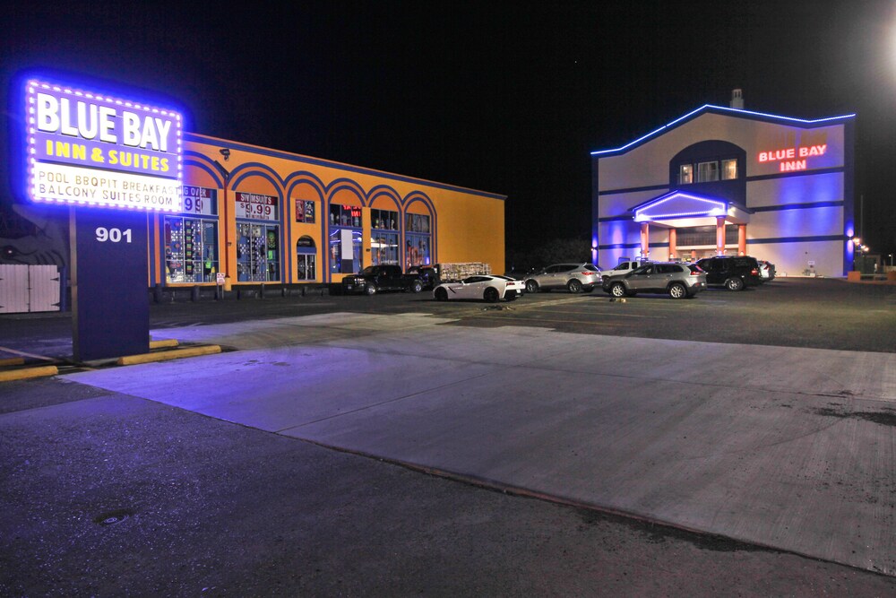 Blue Bay Inn & Suites - photo 83