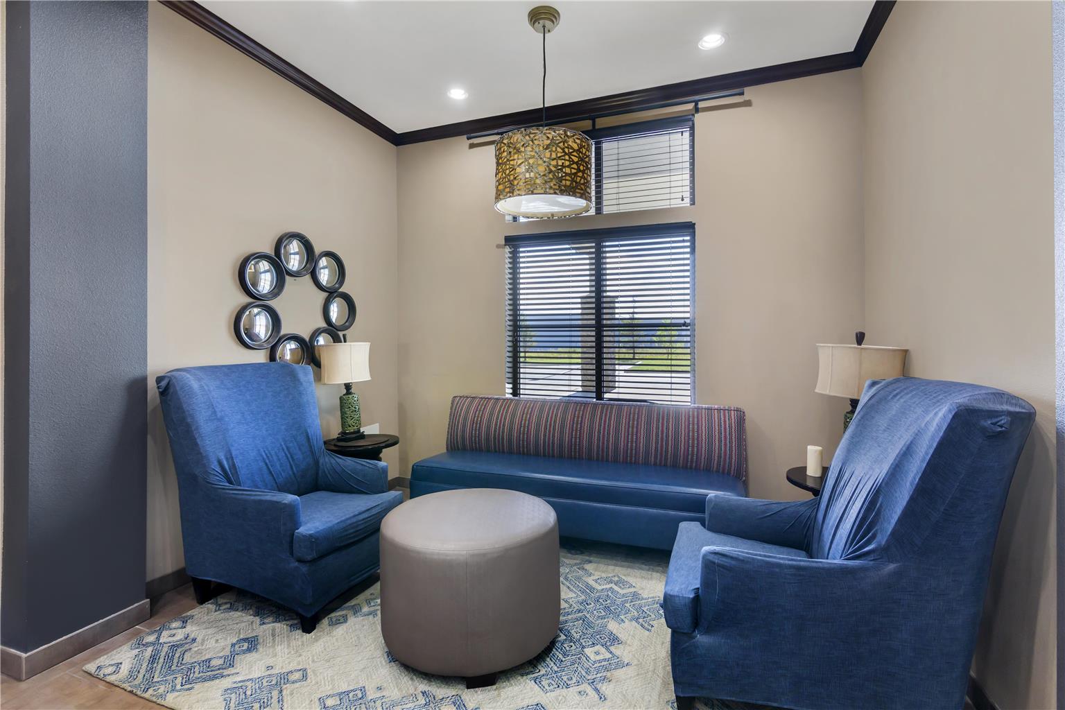 Best Western Plus Williston Hotel & Suites - photo 42