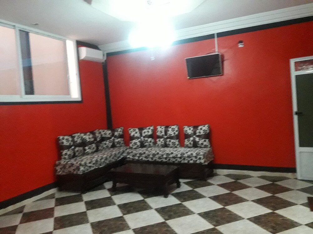 Hotel Les Fréres Benouis — Ain Temouchent — photo 4