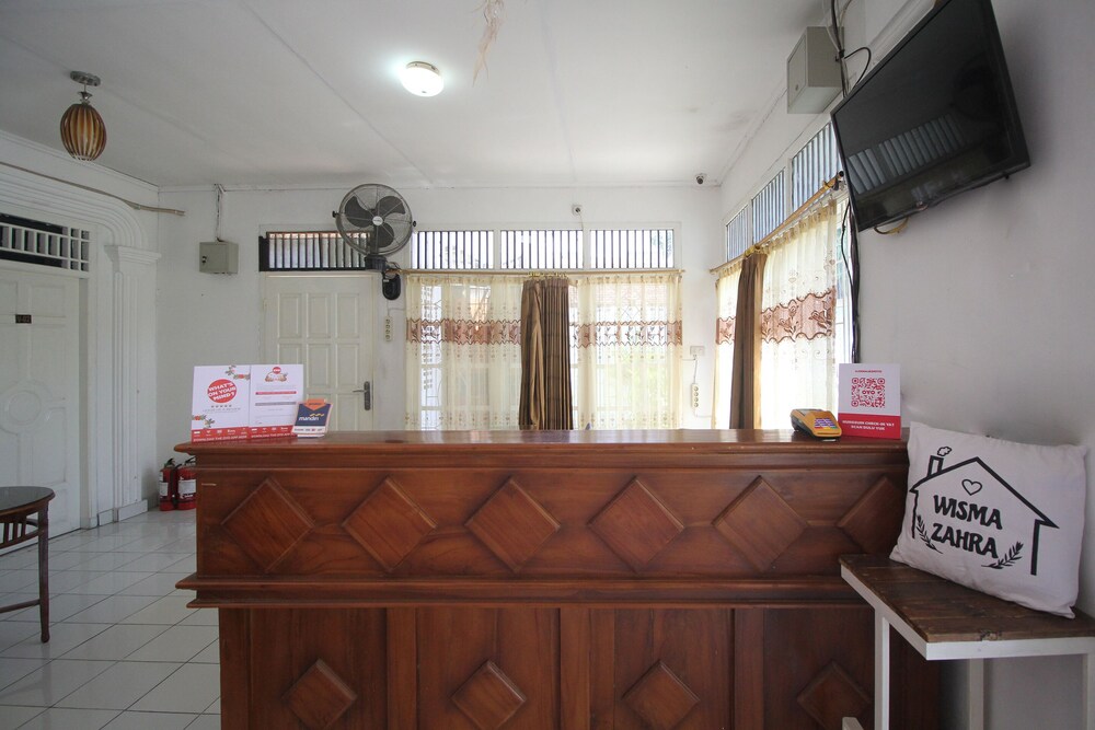 Oyo 2014 Wisma Zahra — Bandar Lampung — photo 2