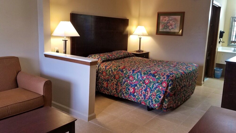 Highland Inn Denham Springs Baton Rouge East - photo 8