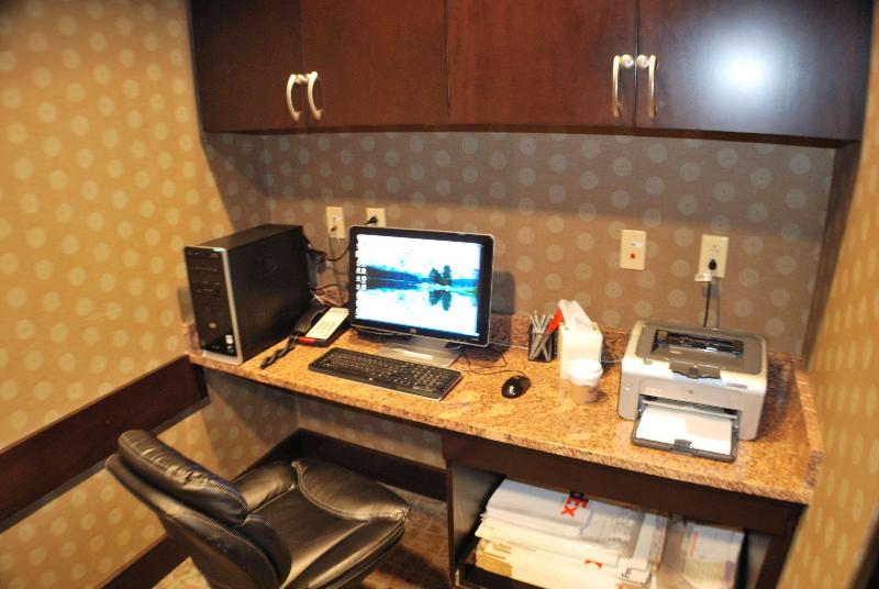Hampton Inn & Suites Nashville @ Opryland - photo 57
