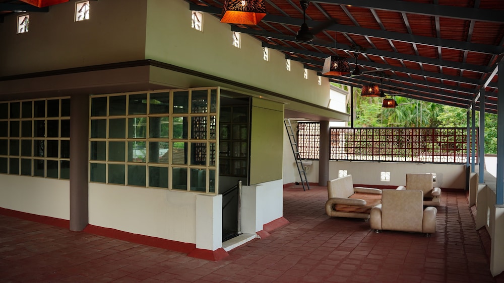 Hotel Vintage Palace — Chittur — photo 4