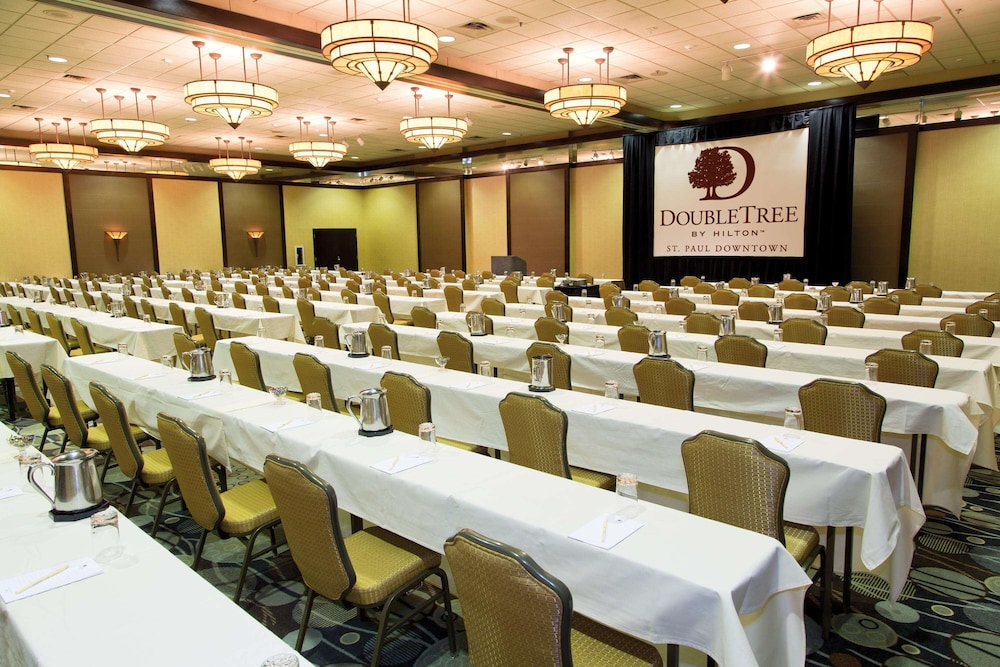 DoubleTree by Hilton Hotel St. Paul Downtown - photo 46